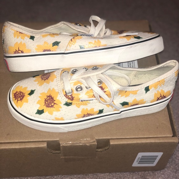 Sunflower sneaker - Picture 3 of 4